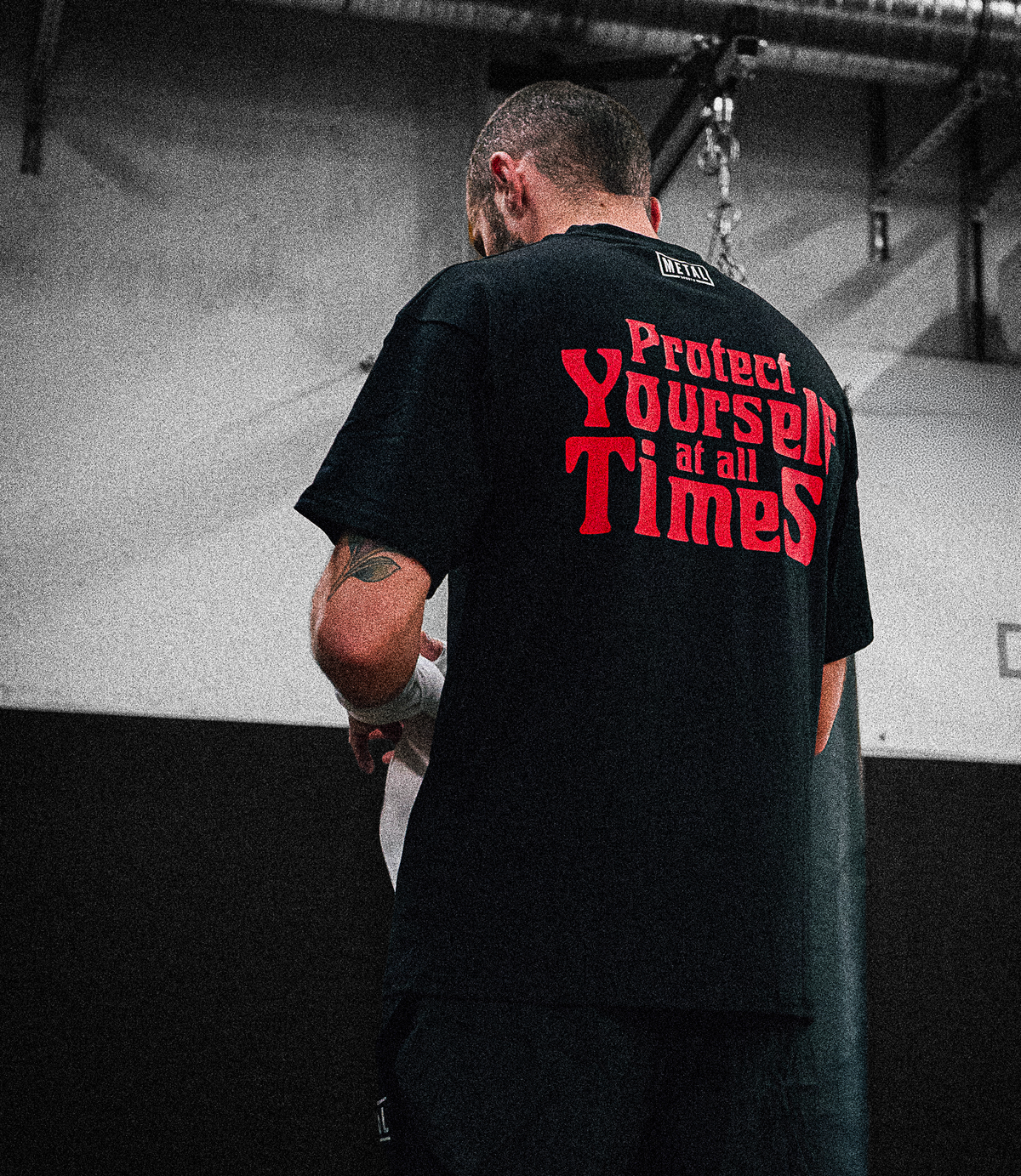 T-SHIRT COTON NOIR PROTECT YOURSELF AT ALL TIMES