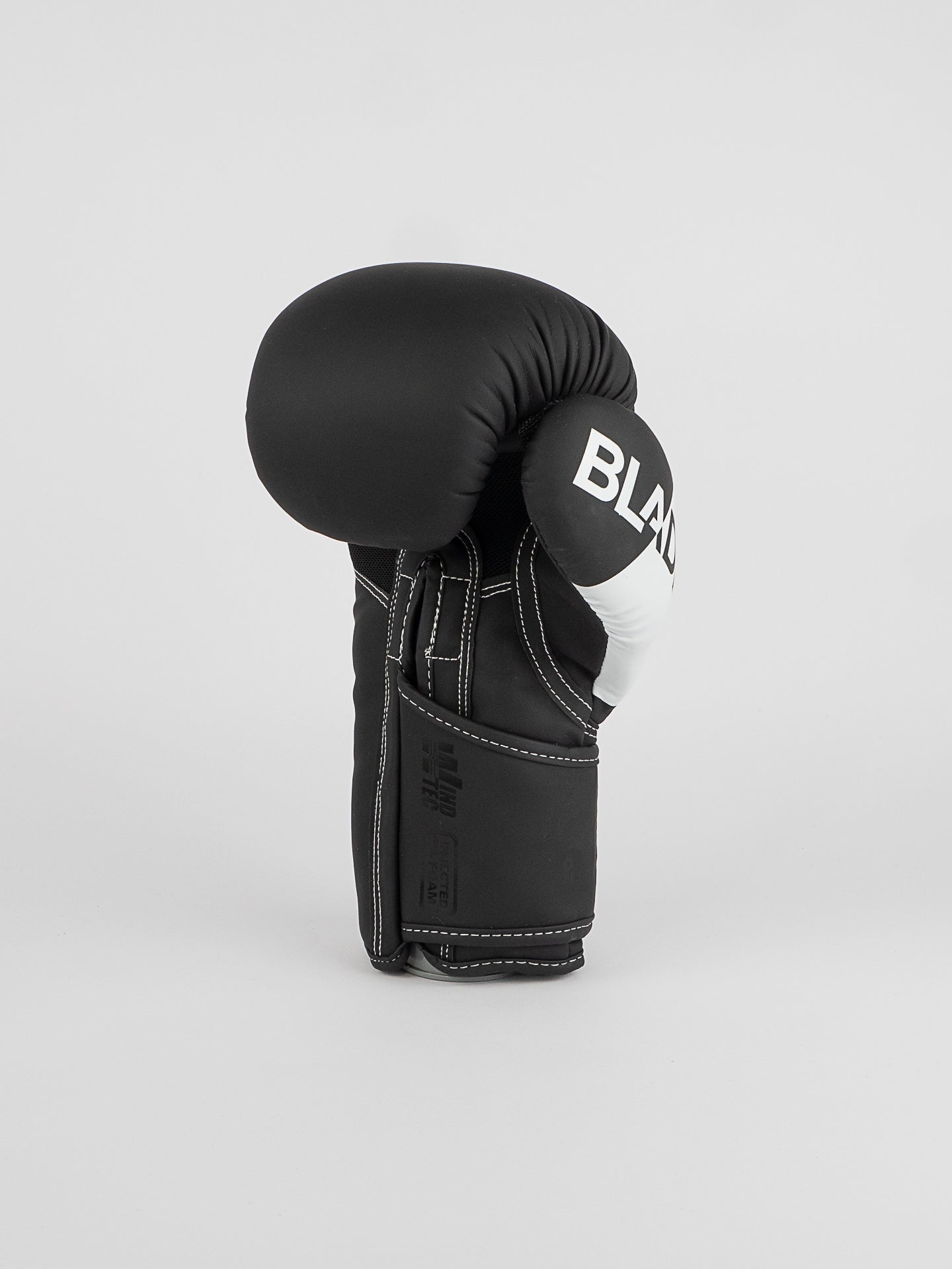BLADE BLACK AND WHITE BOXING GLOVES