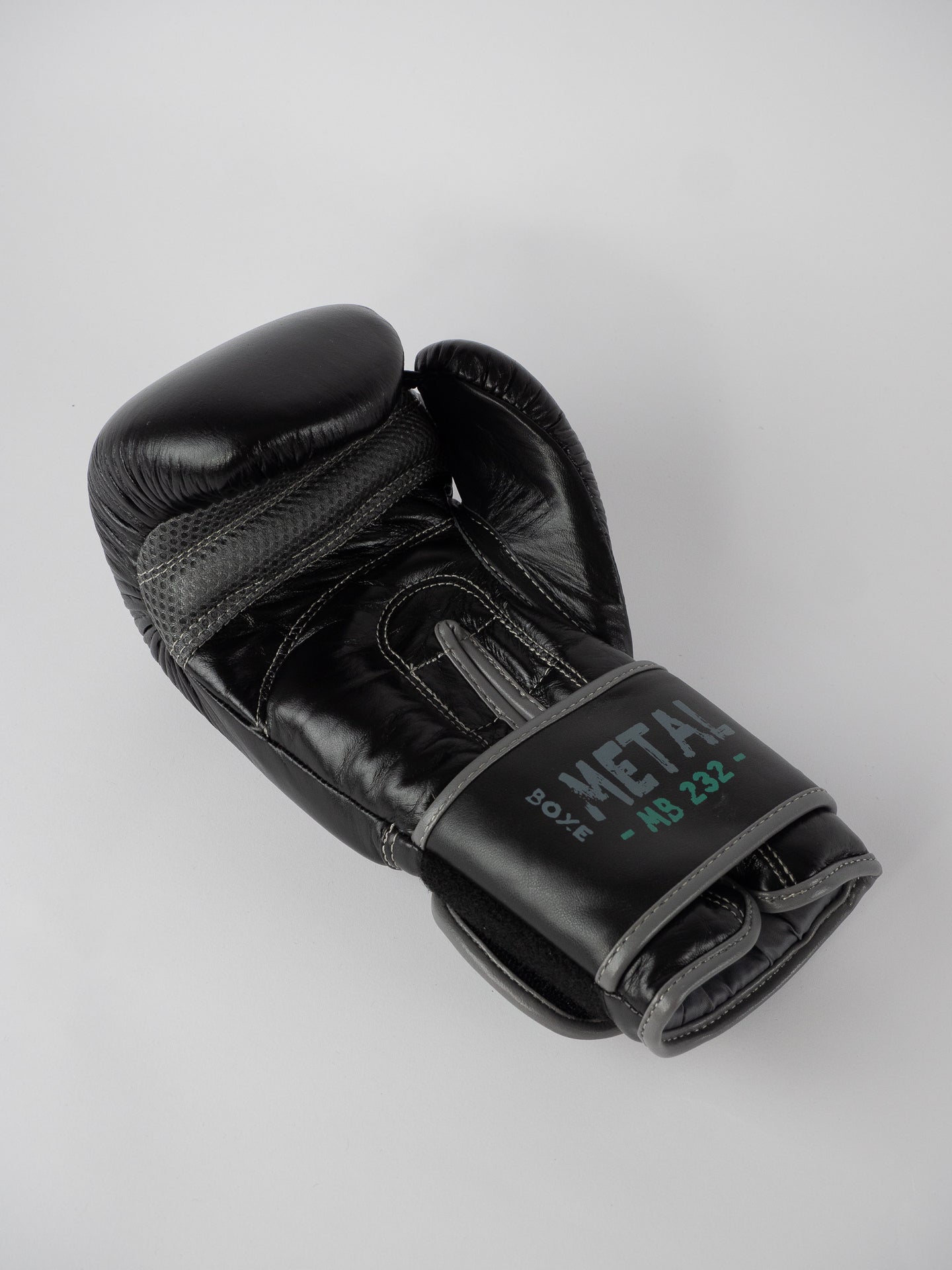 HERACLES LEATHER BOXING GLOVES