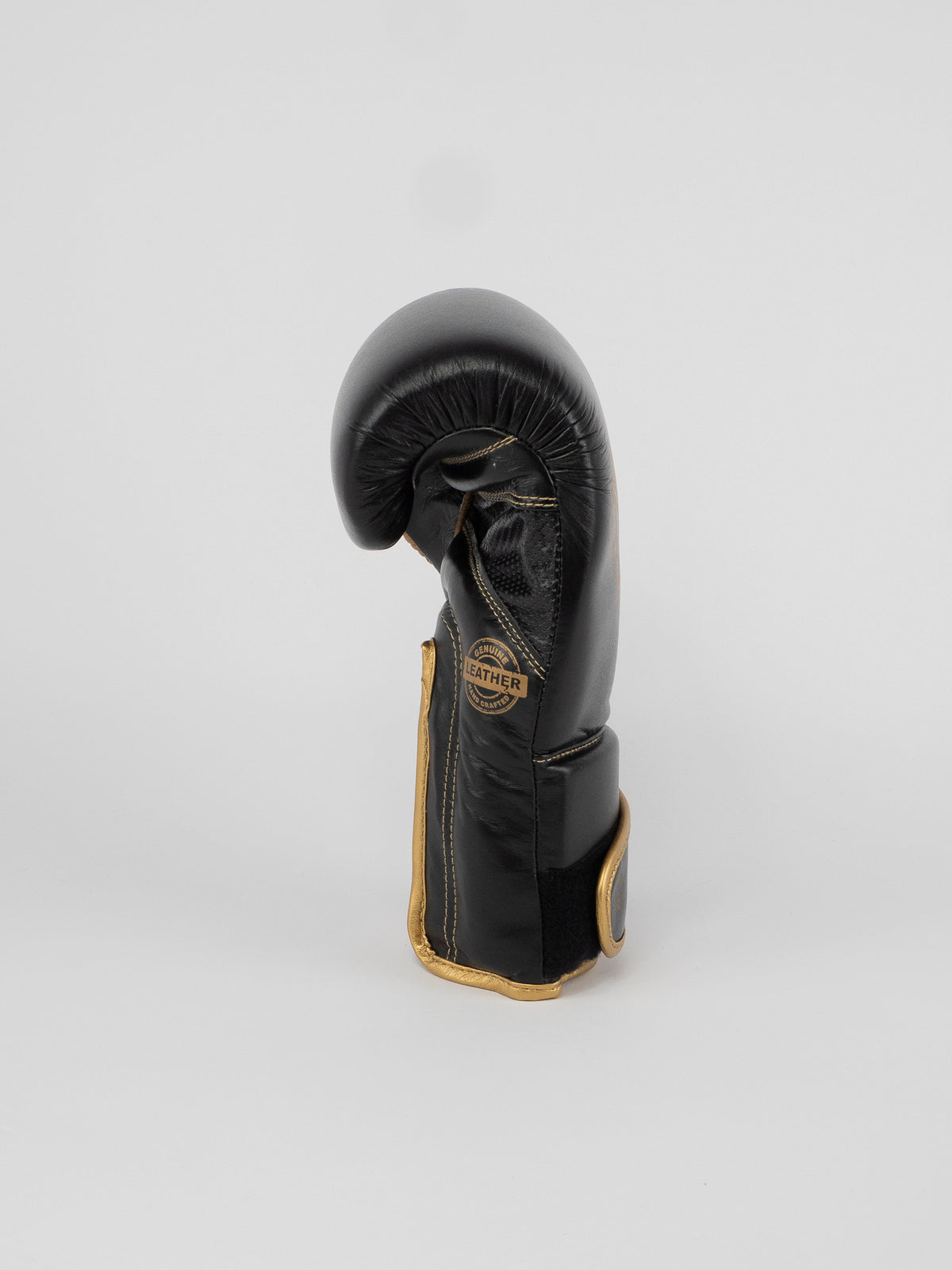 TITAN BLACK GOLD BOXING GLOVES