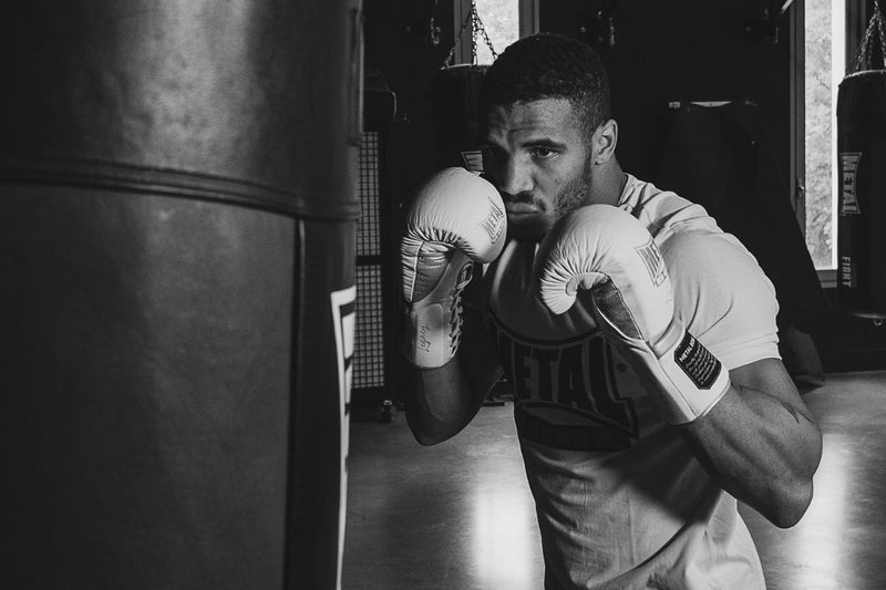 Training boxing gloves: choosing the right pair for effective progress