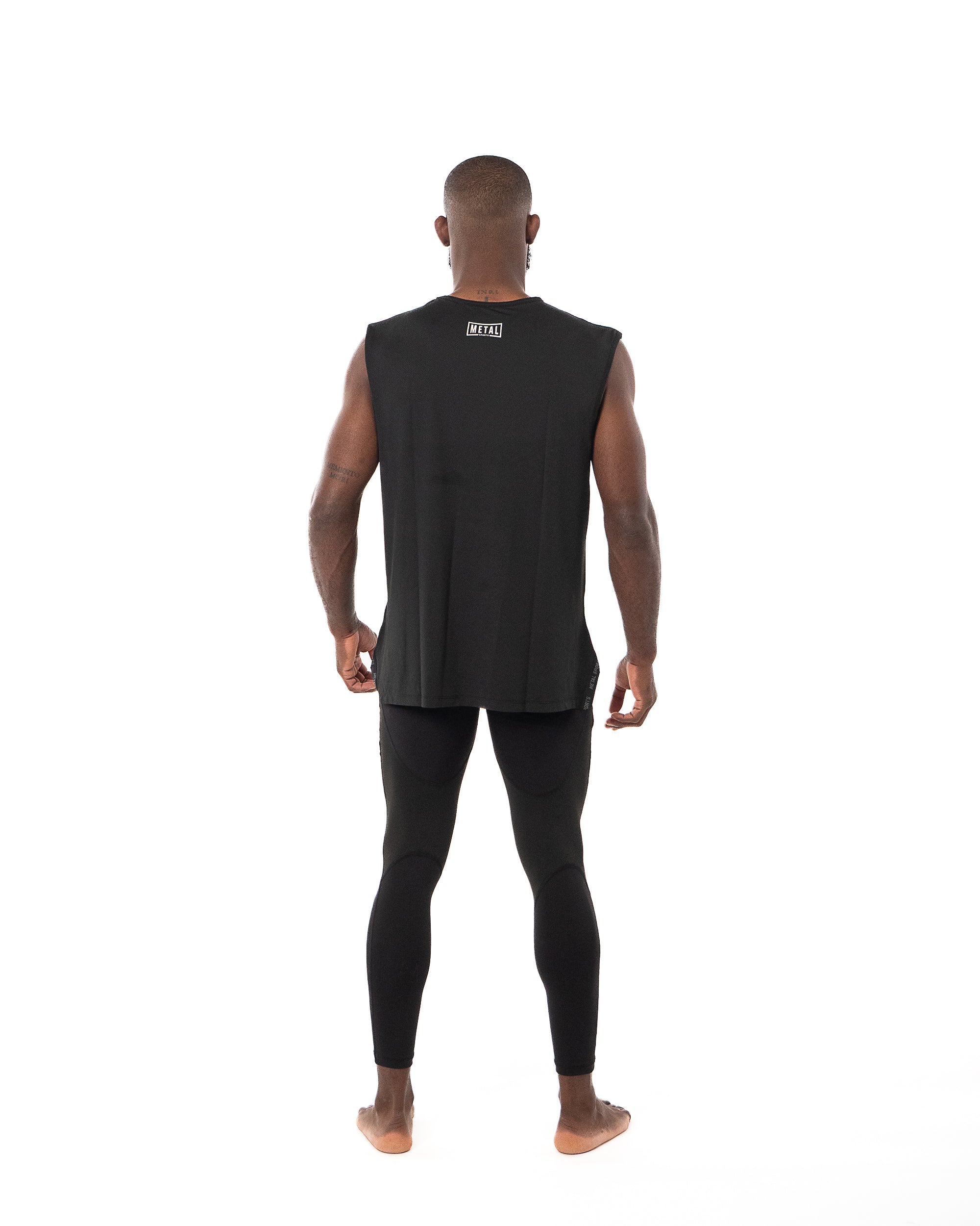 OVERSIZED BLACK TRAINING TANK