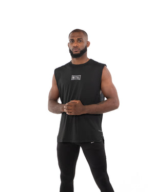 OVERSIZED BLACK TRAINING TANK
