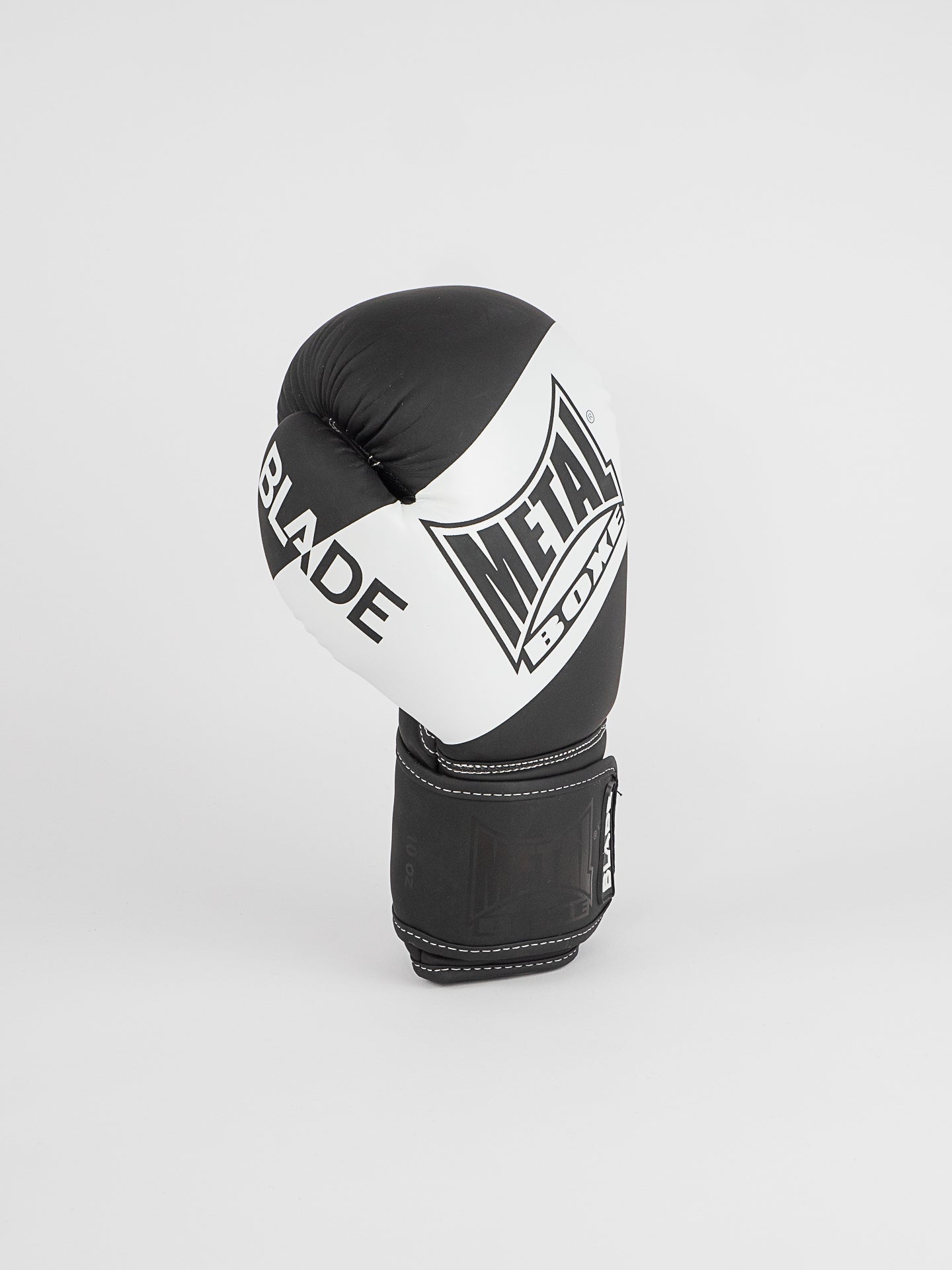 BLADE BLACK AND WHITE BOXING GLOVES