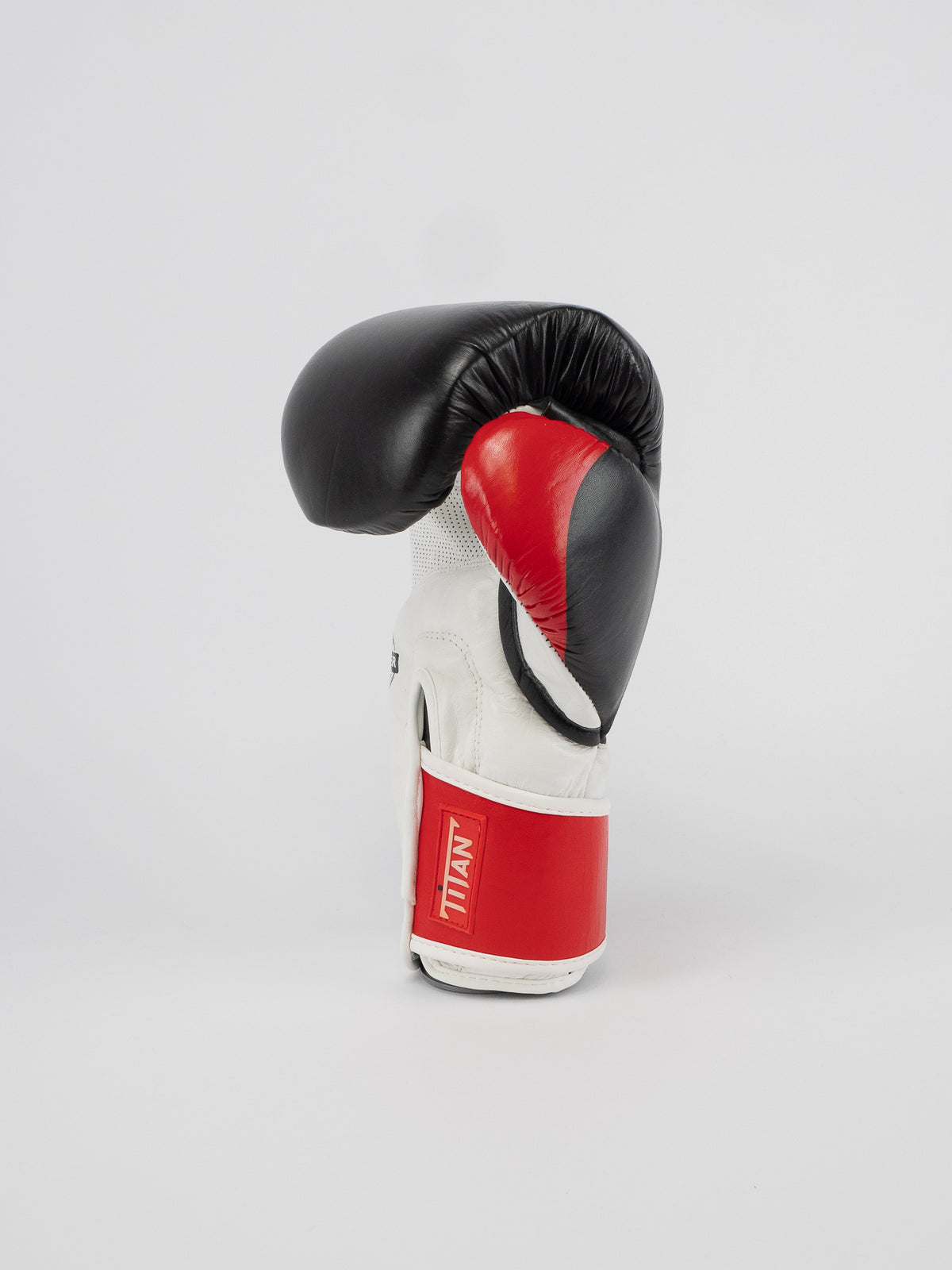 GANTS DE BOXE TITAN NOIR BLANC ROUGE