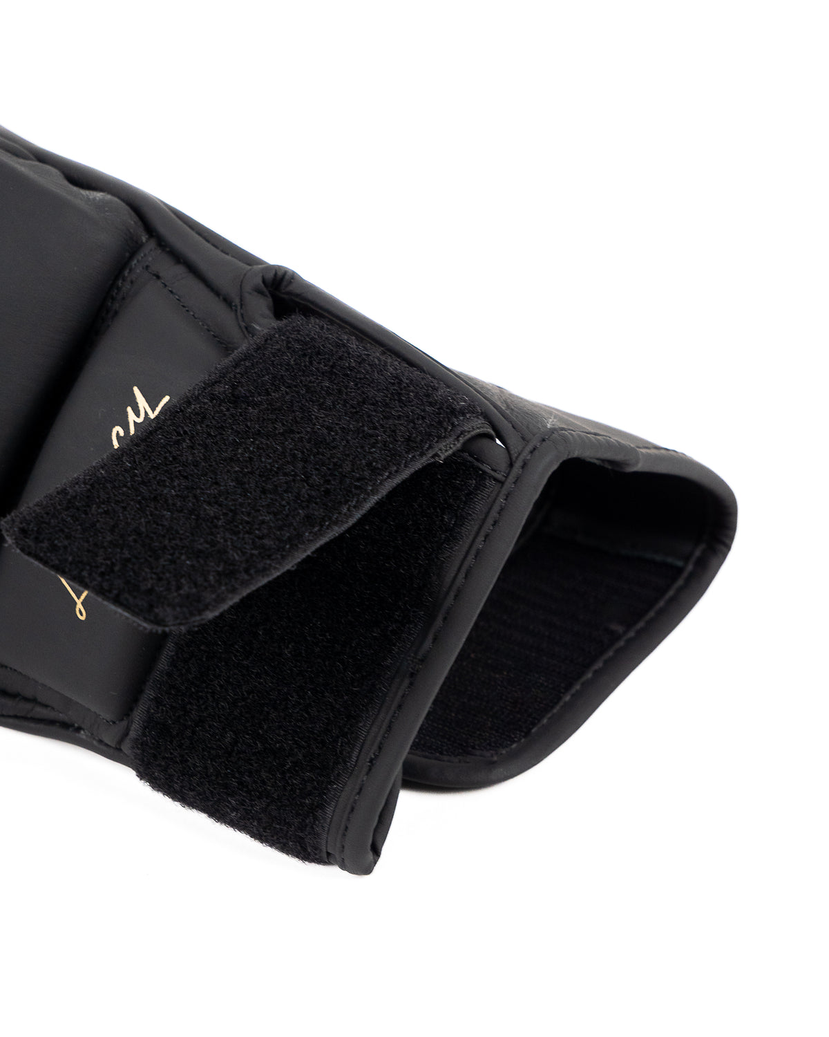 LEGACY MMA FIGHT GLOVES