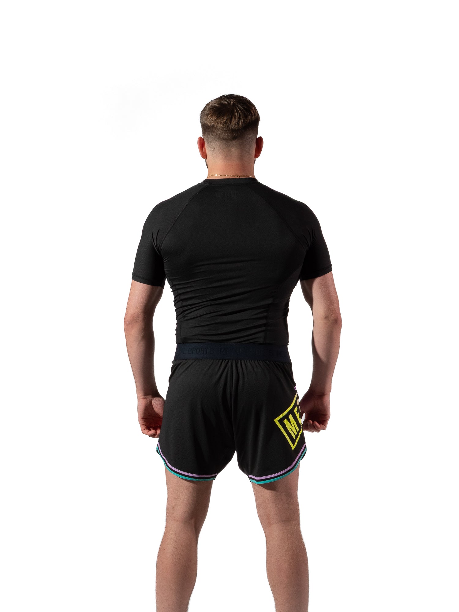 RASHGUARD PERFORMANCE POST CUTTING TREATS