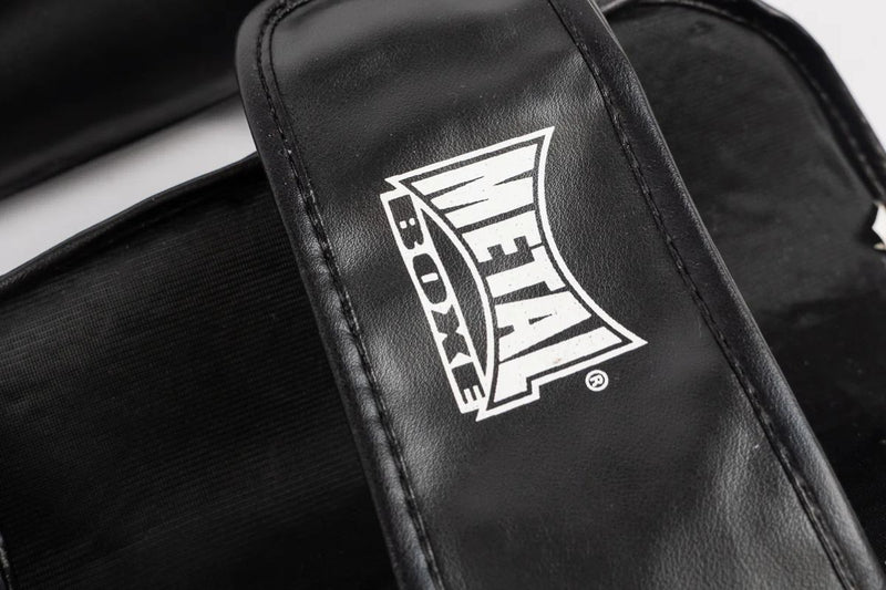 Protections de MMA : tibias, casques et coquilles